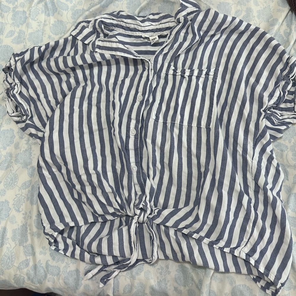 Beachlunchlounge Navy and White Striped Top